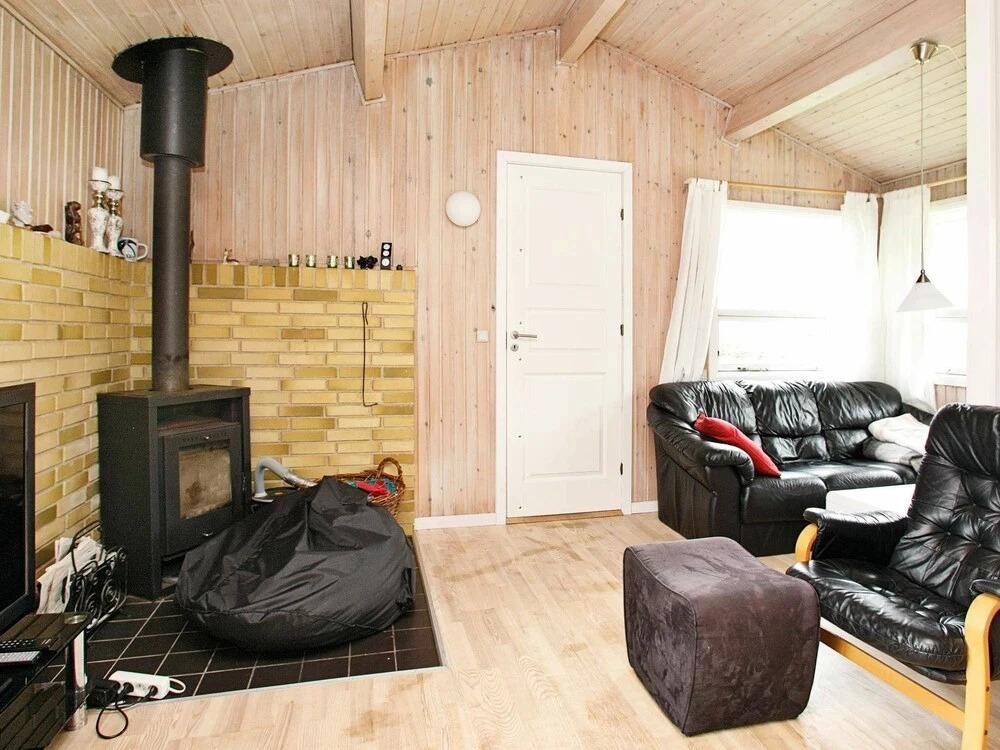 Spacious Holiday Home in Lønstrup With Indoor Whirlpool - главное фото