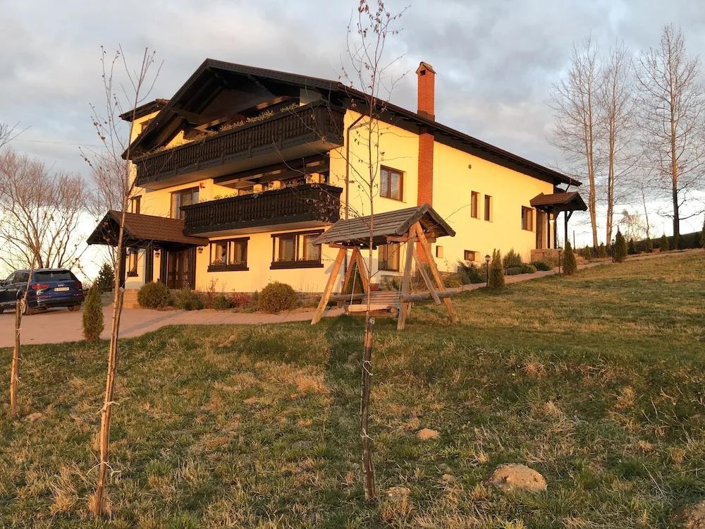 Bran Monte Crai Chalet - главное фото
