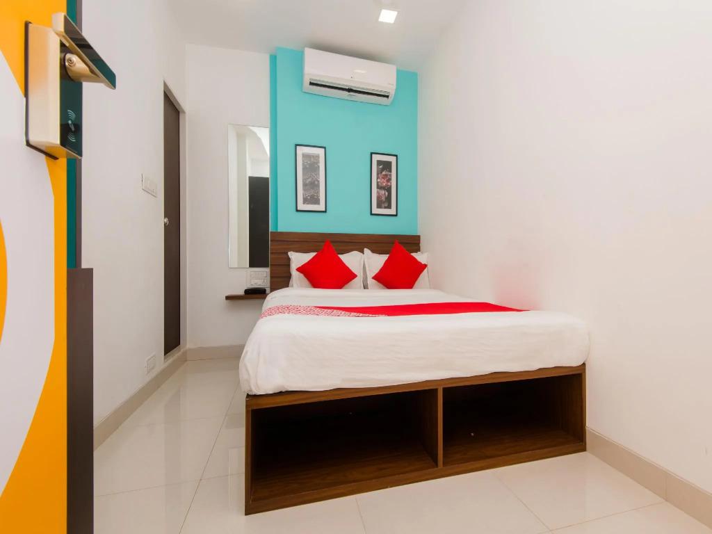 OYO Flagship 13885 Metro Residency - главное фото