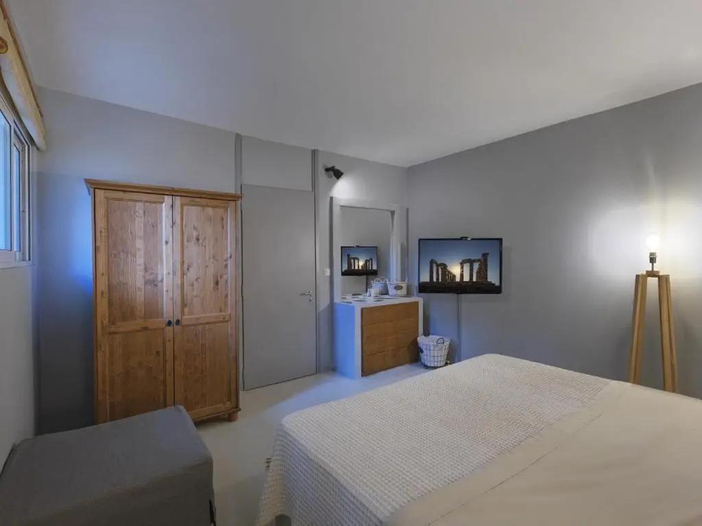 A 2BR Villa in Sounio with pool - главное фото