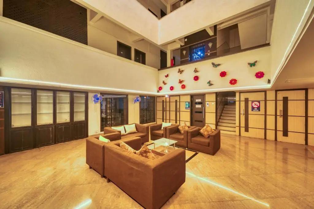 Hotel Ashwin Igatpuri, Pure Veg & Jain Food - главное фото