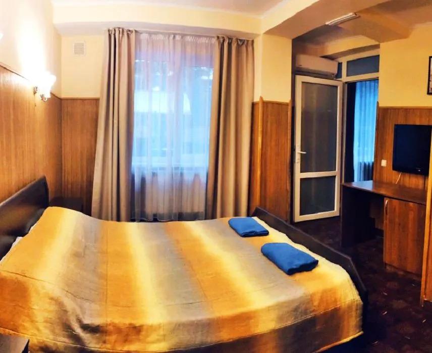 Отель Рай - главное фото