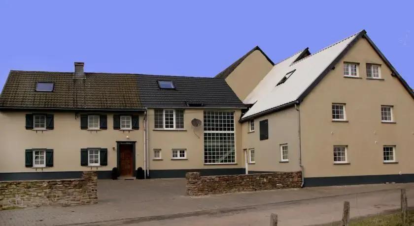 Holiday Home La Hacienda - главное фото