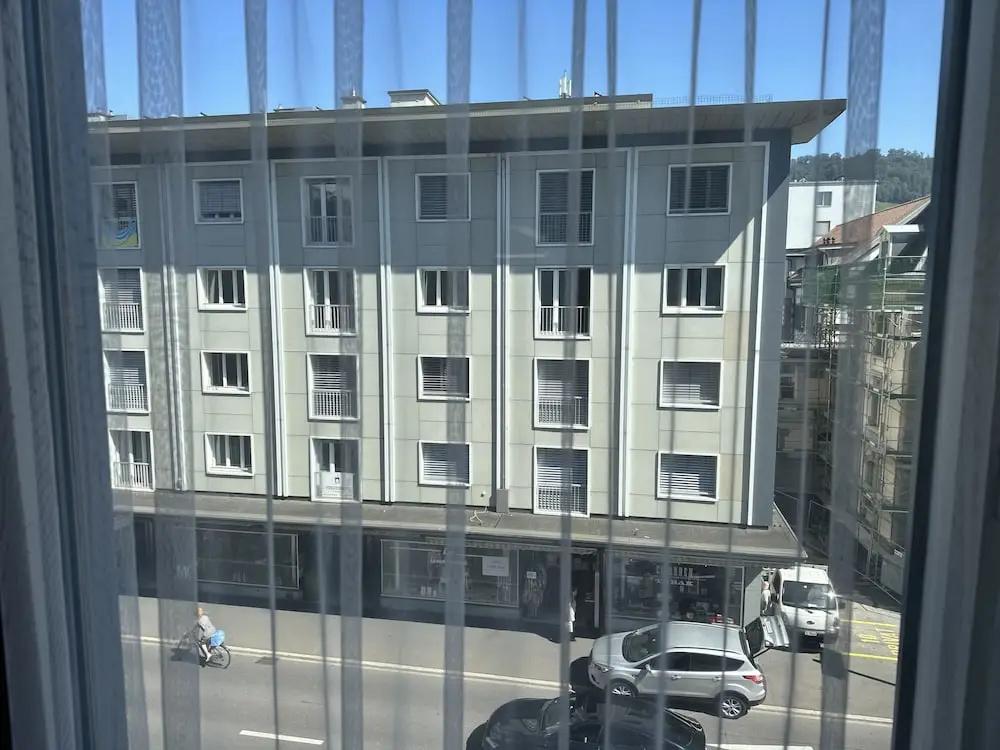 Nest - Baarerstrasse 43 & 45 - главное фото