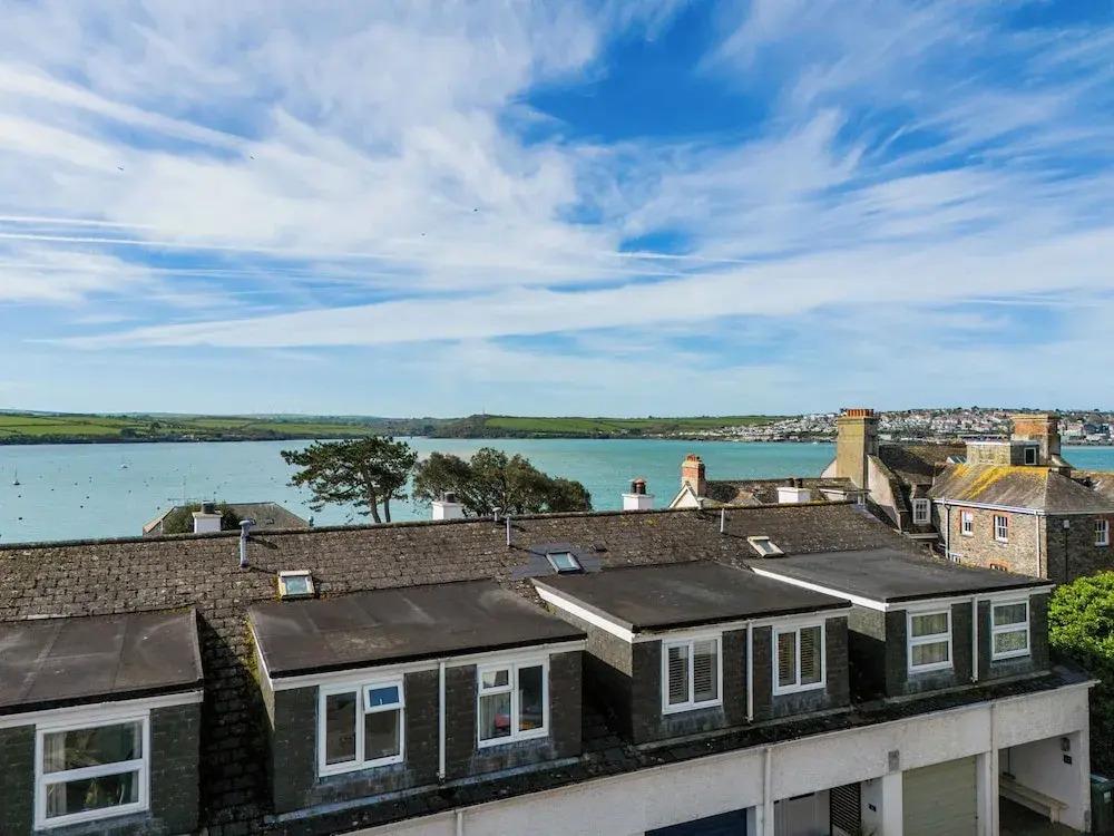 Slipway 16 - главное фото