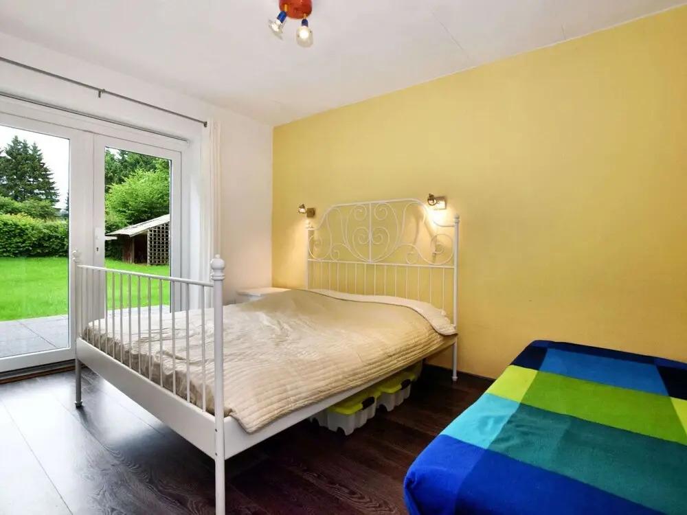 Charming Holiday Home in Gouvy with Hot Tub - главное фото