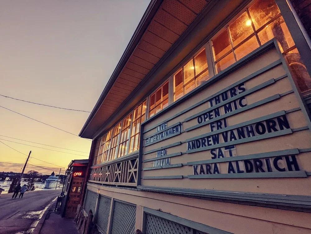 Stonewater Manor - главное фото