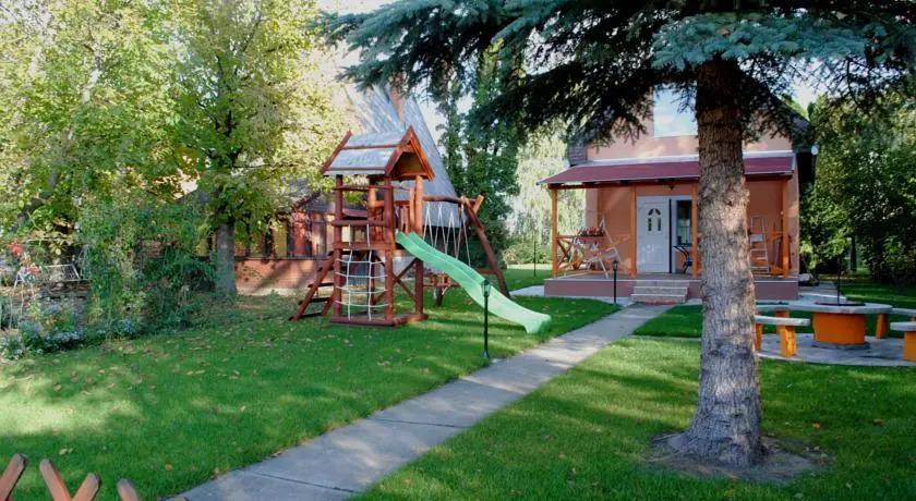 Eniko Holiday - главное фото