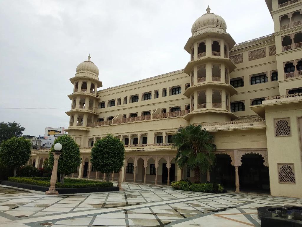 Shree Vallabh Vilas Lords Plaza Nathdwara - Pure Veg - главное фото