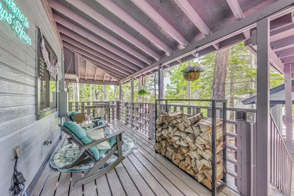 Quaint Cloudcroft Cabin w/ Stunning Forest Views! - главное фото