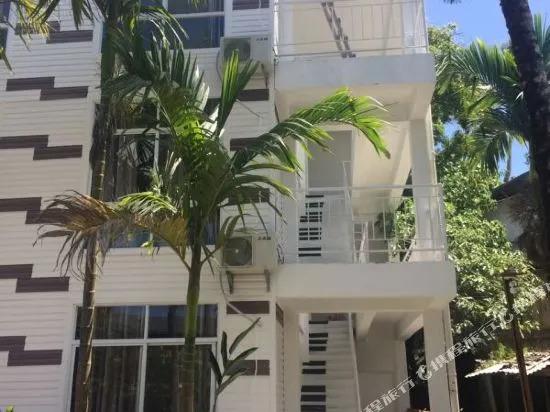 Lighthouse Hotel - главное фото