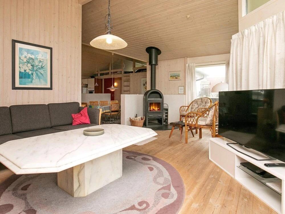 8 Person Holiday Home in Blokhus - главное фото