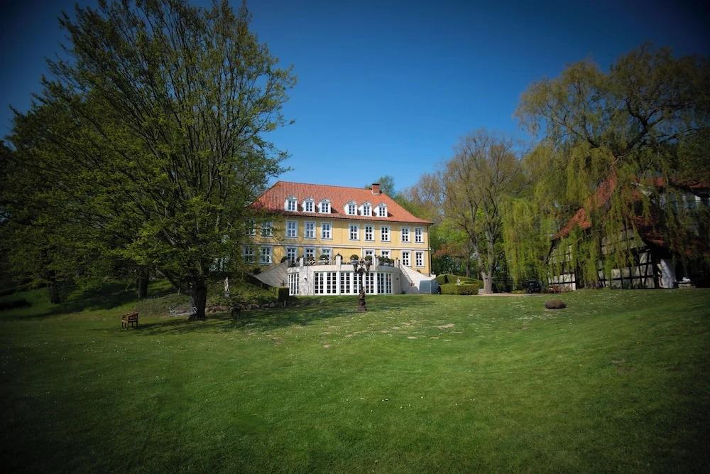 Schlossresidenz Boutique Apartements & Hotel Suiten - главное фото