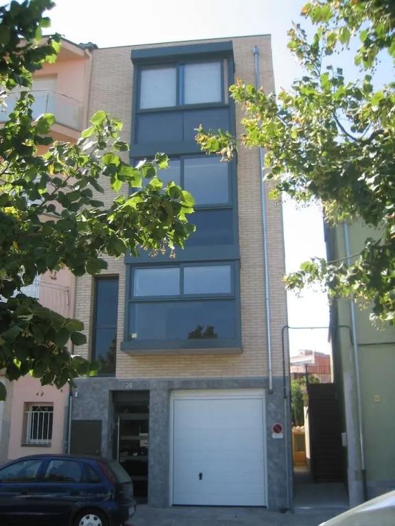 A.G. Girona - главное фото