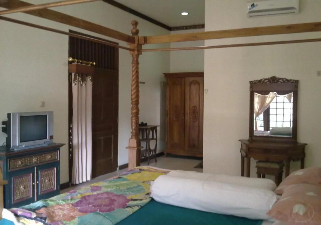 Graha Wisata Hotel - главное фото