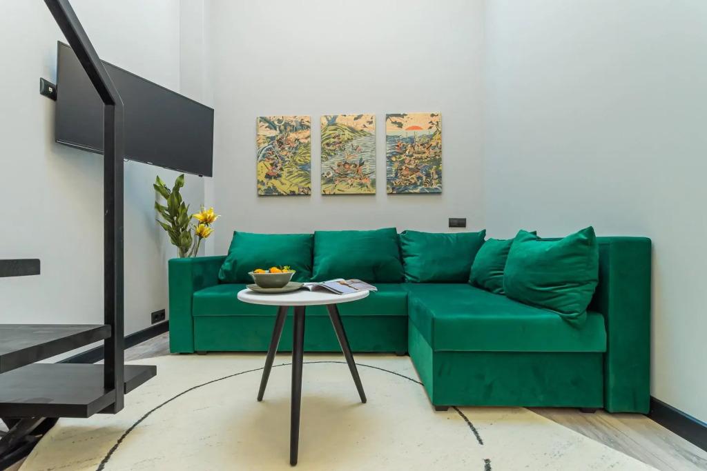 Два города на улице Перерва - главное фото