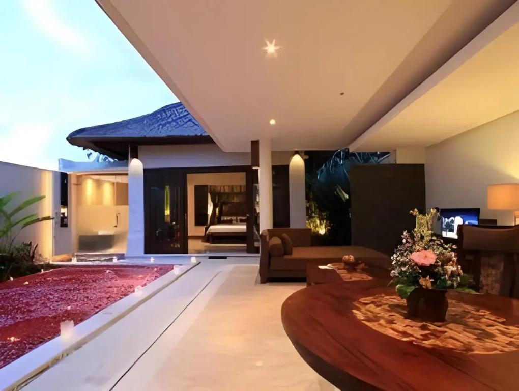 Mahagiri Villas & Spa Dreamland - главное фото