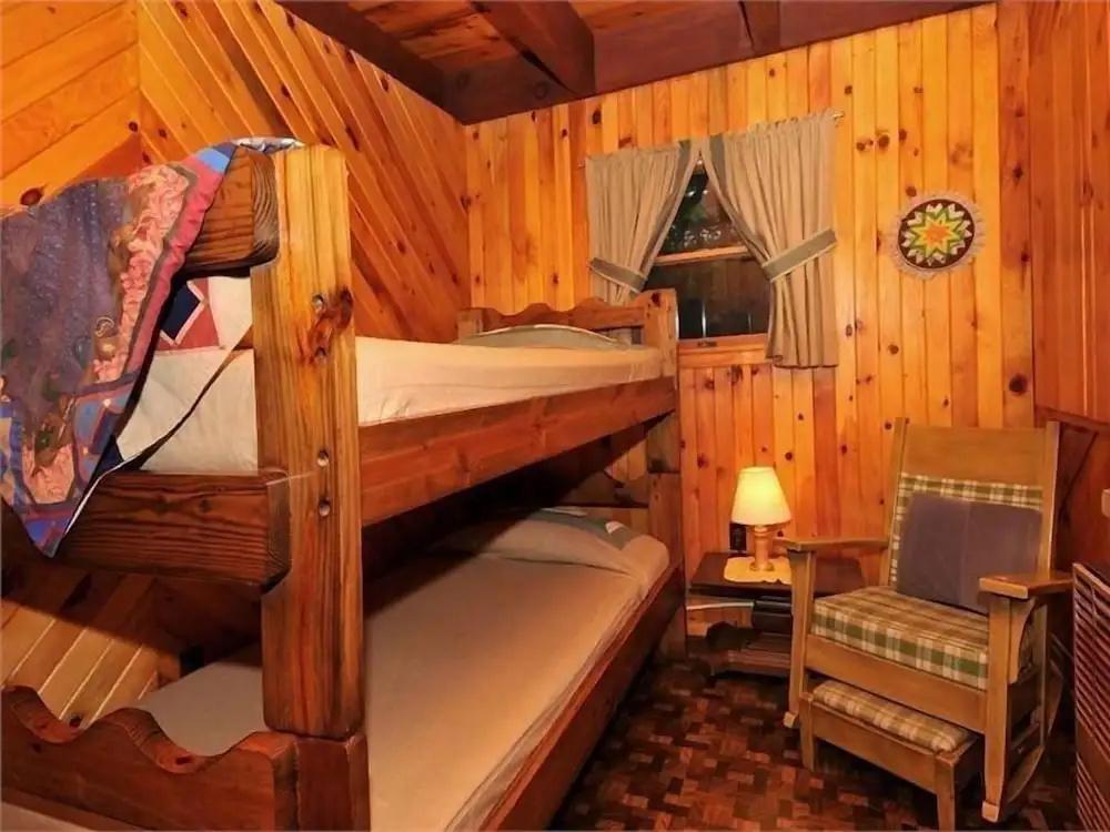 Cedarwood Lodge - главное фото