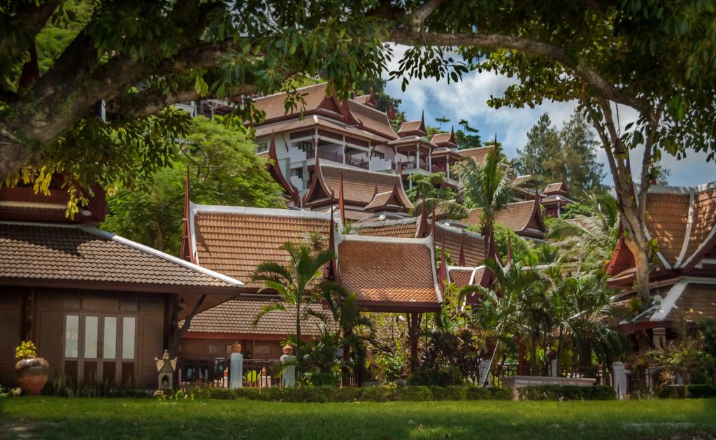Thavorn Beach Village Resort & Spa Phuket - главное фото