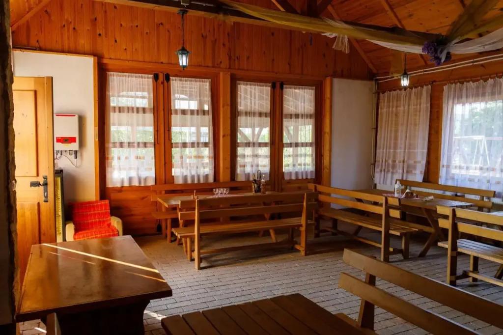 Rózsa-Domb Vendégház - главное фото