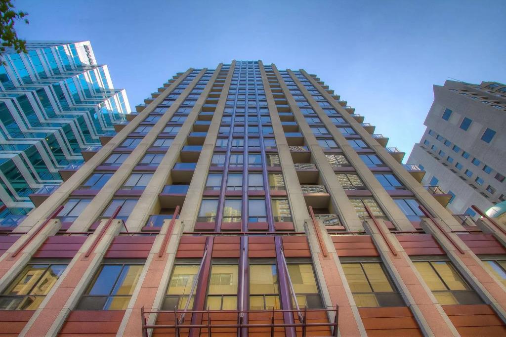 Sky Suites Yorkville - главное фото