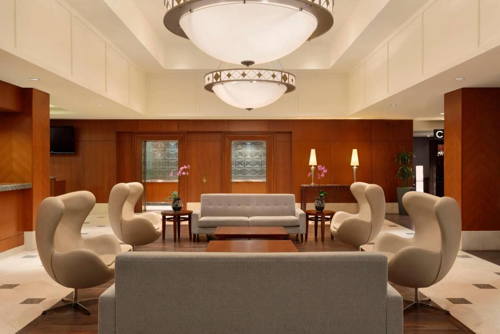 Hilton Vancouver Airport - главное фото