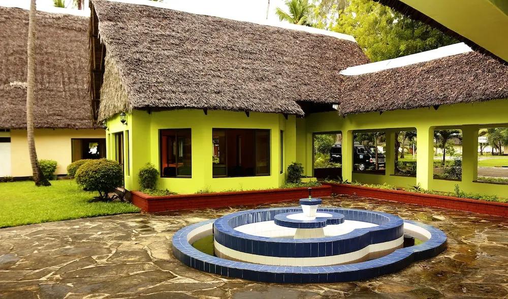 Jumuia Beach Resort Kanamai - главное фото