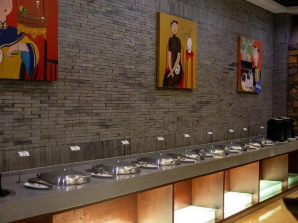 Zhejiang Rich Plaza Hotel - главное фото