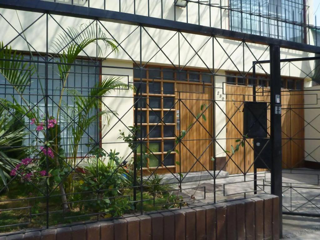 FroGuestHouse - главное фото