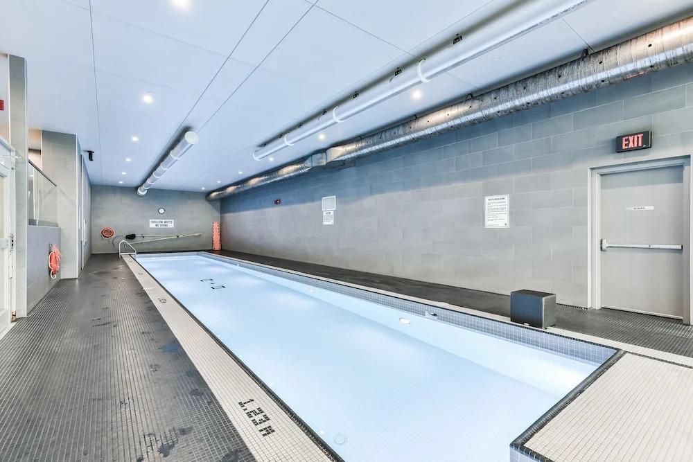 Iceboat Terrace Luxury Condos - главное фото