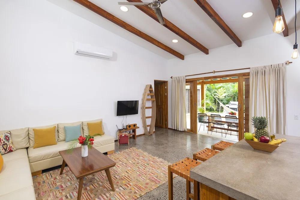 Tropical Boutique Sunset - главное фото