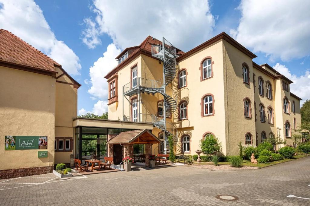 Roomingtons Franziskushöhe Lohr - главное фото