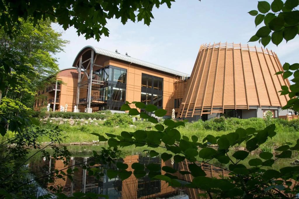 Hôtel-Musée Premières Nations - главное фото