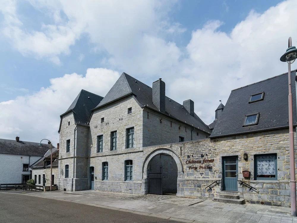 A Charming Character Cottage in Macon - главное фото