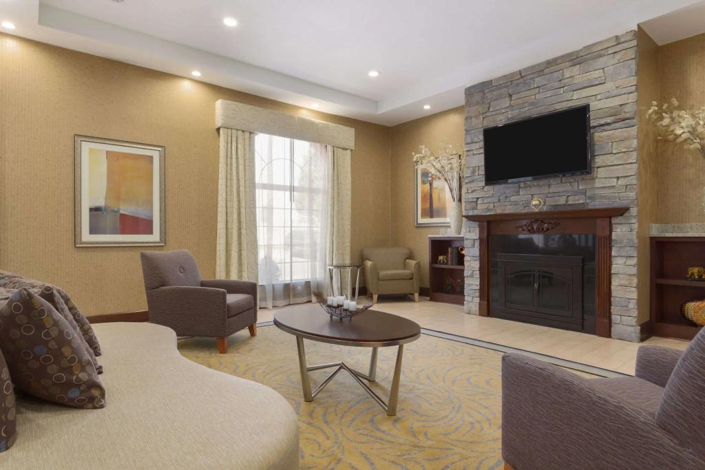 Wyndham Garden Grand Rapids Airport - главное фото