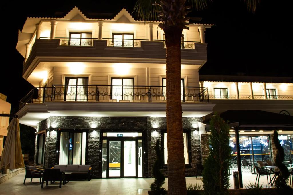 Flower Hotel - главное фото