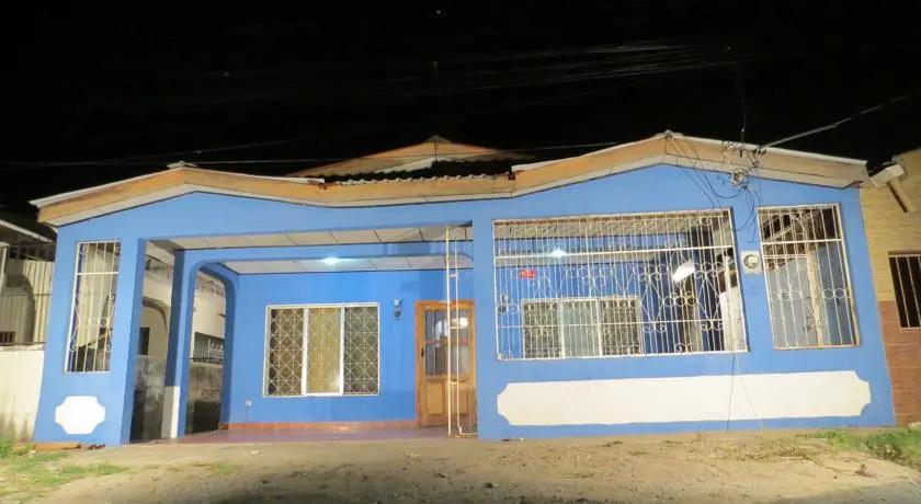 Hostal Guacamayos - главное фото