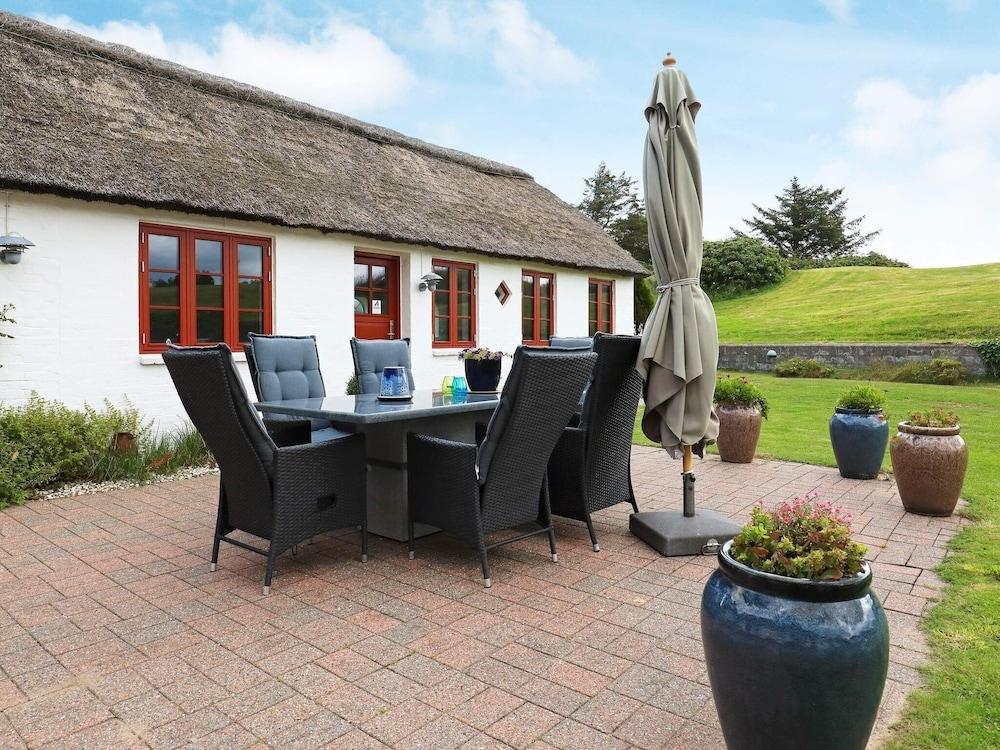 12 Person Holiday Home in Blokhus - главное фото