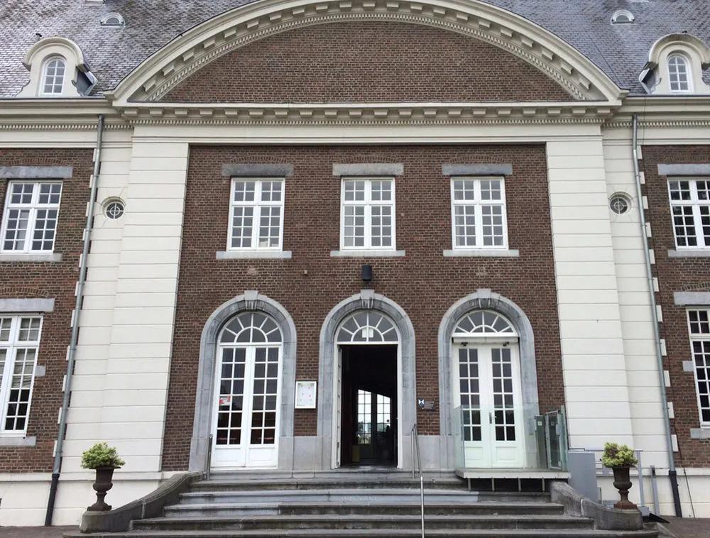 Kasteel Pietersheim Maastricht - Lanaken - главное фото