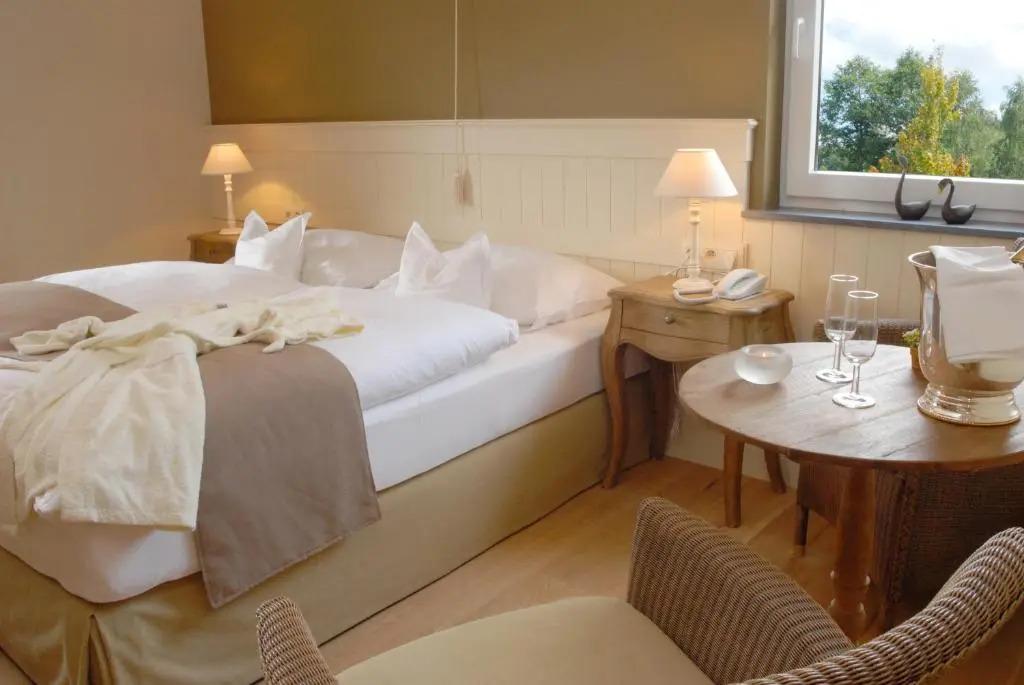 Hotel Eifelland - главное фото