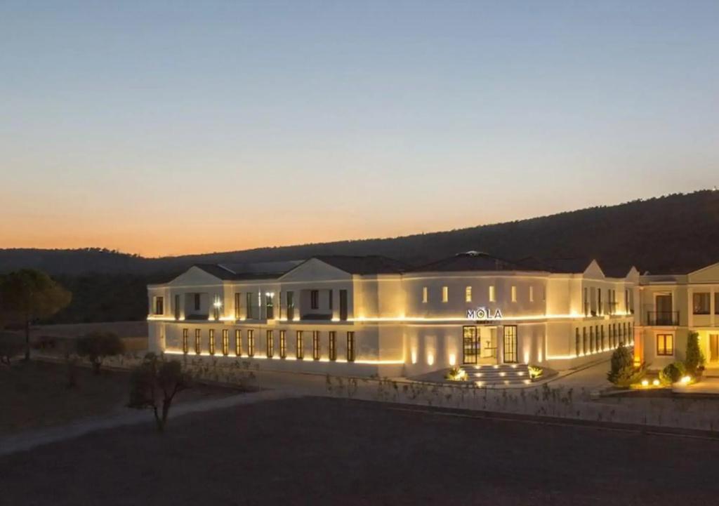 Mola Cunda Hotel - главное фото