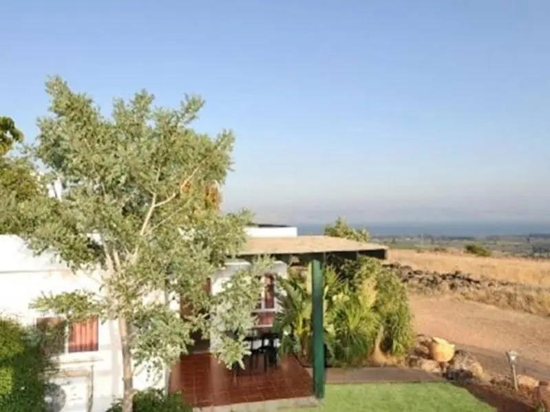 Mul Kinneret Livnim Suites - главное фото