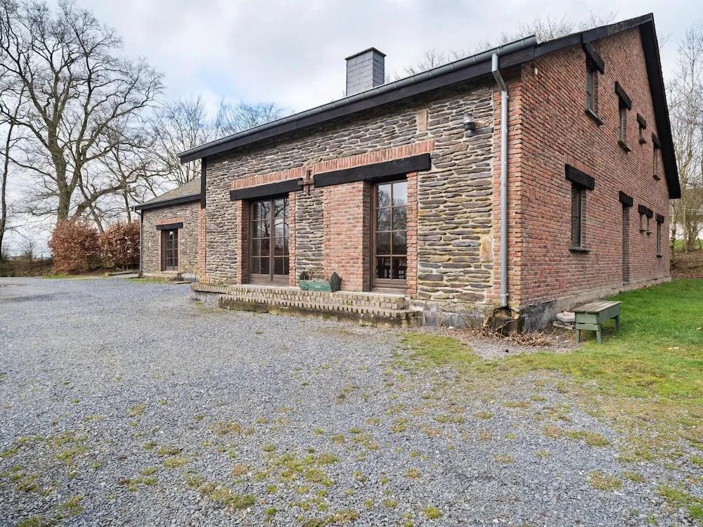 Simplistic Cottage in Nadrin With Garden - главное фото