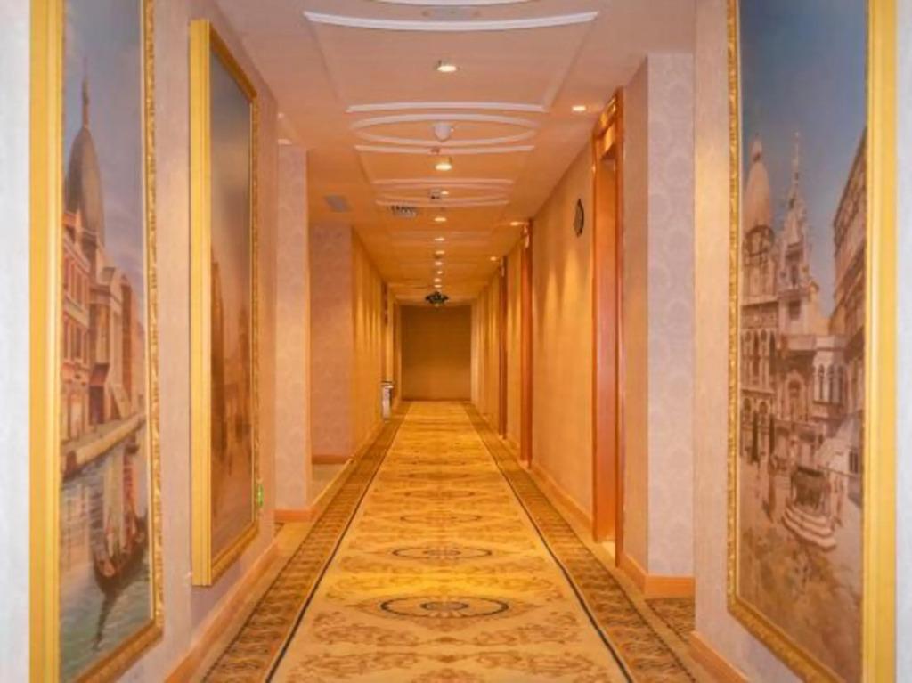 Vienna 3 Best Hotel - главное фото