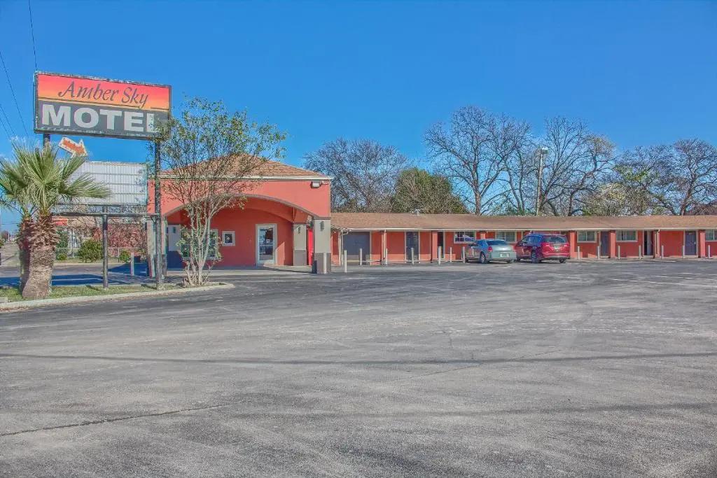 Amber Sky Motel - главное фото