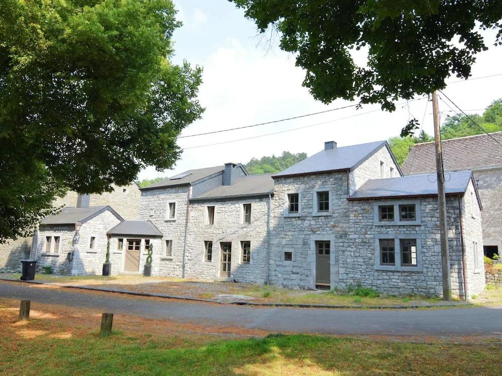 Spacious Place in Hamoir - главное фото