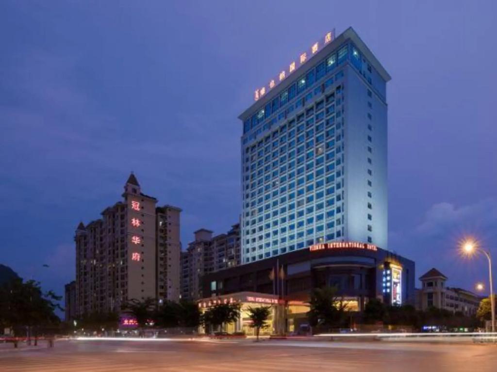 Vienna International Hotel (Daxin Detian Square) - главное фото