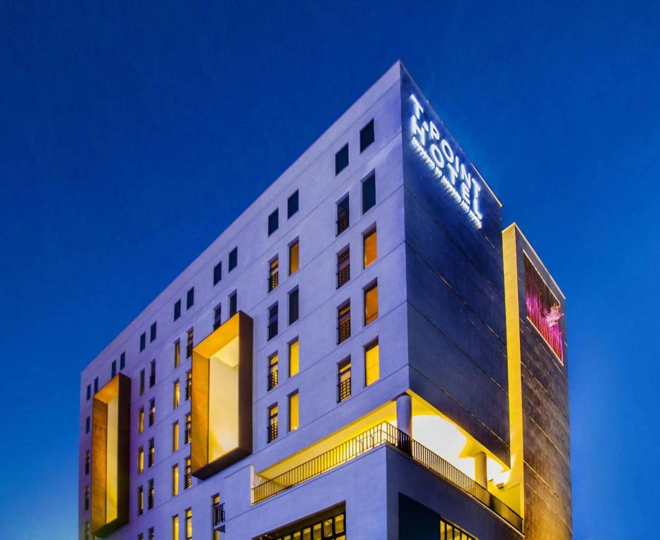 Schweizer Dorf Hotel - главное фото