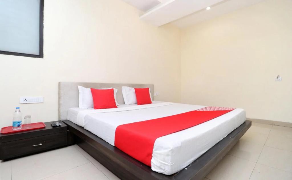 OYO Rooms Sector 11 Panchkula - главное фото