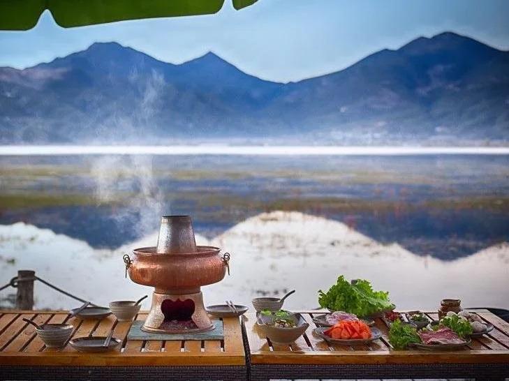 Lijiang Scenery Retreats Lake Front Villa Resort - главное фото